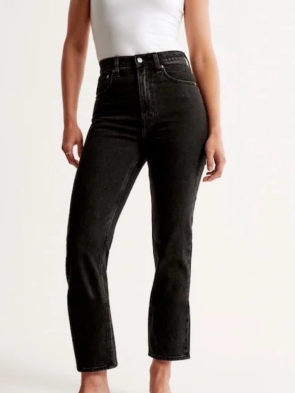 Abercrombie High-Rise Straight Leg Jeans - Black